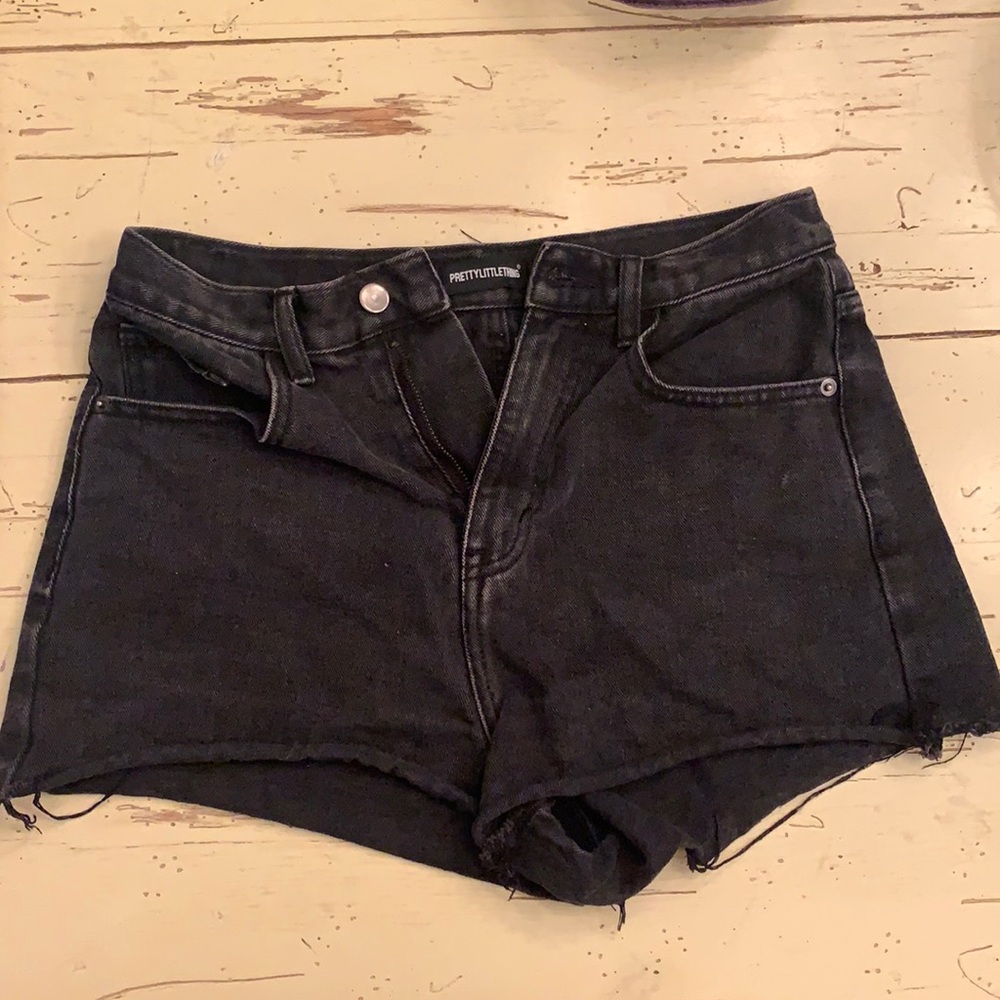 Pretty Little Thing Black Shorts